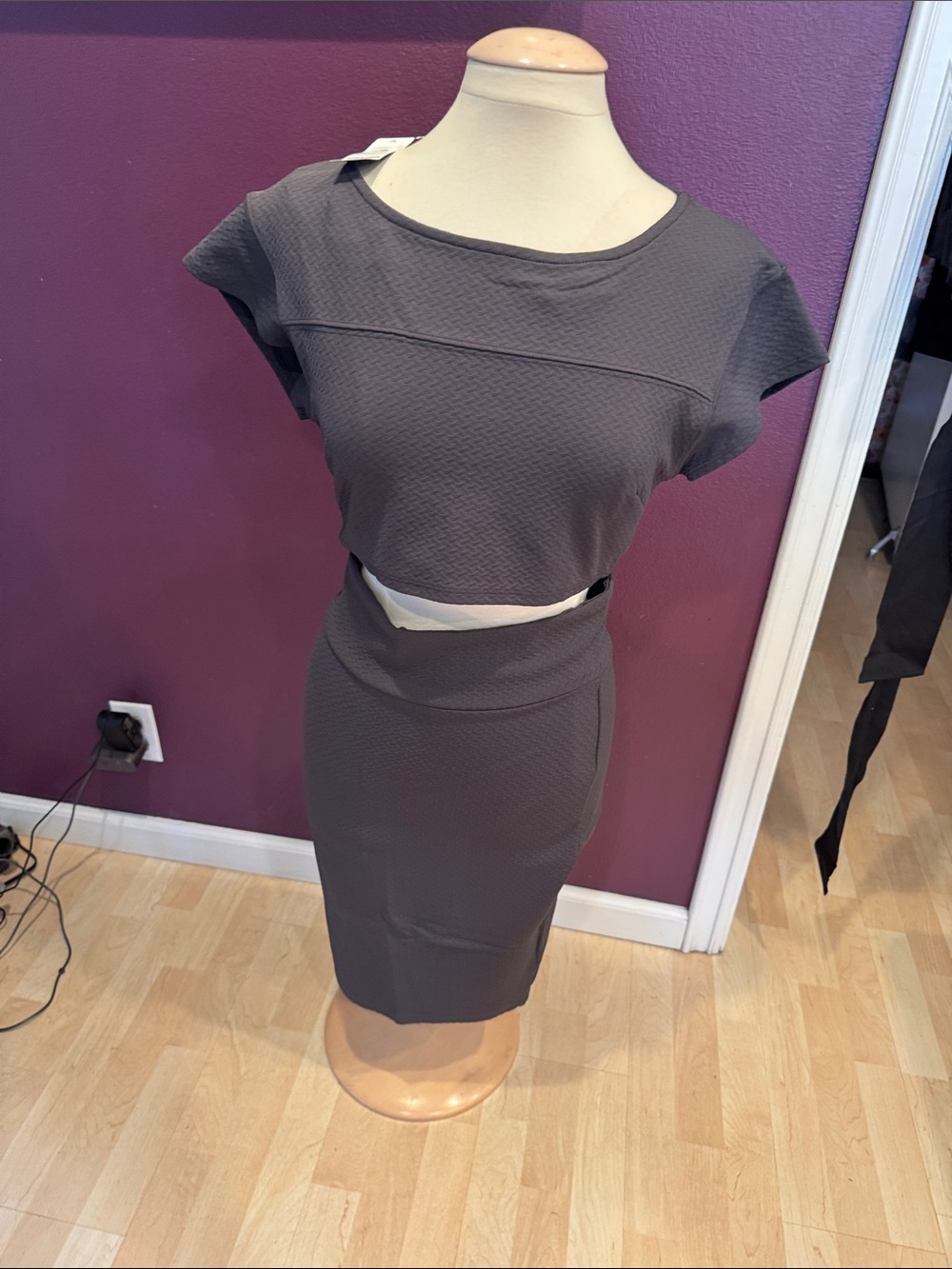 bebe Charcoal Gray Two-Piece Textured Pencil Skirt Set